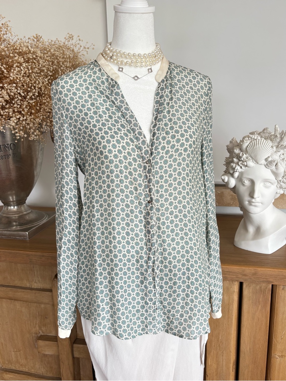 Zara 100% Mulberry Silk Floral Blouse M Ivory Teal Quiet Luxury Autumn Chic Fall - Picture 12 of 16